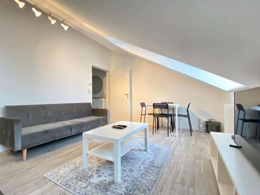 Central Apartment In Vienna Near Metro Luaran gambar